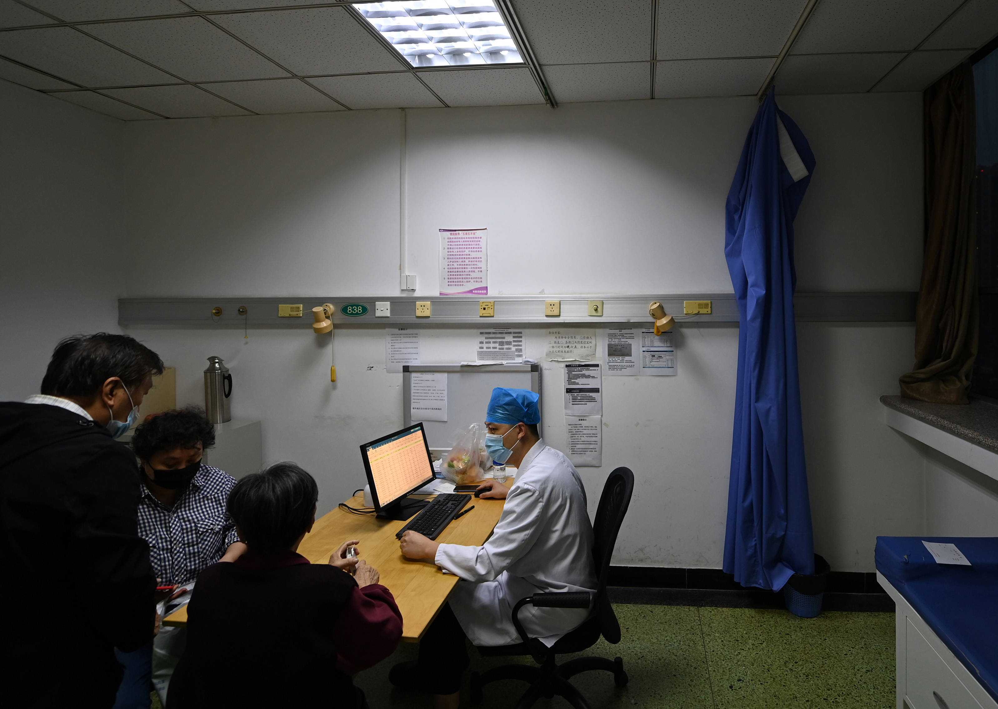 淄博市做第三代试管婴儿需要准备多少钱？